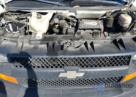 2009 Chevrolet Express G2500 from USA, damaged, VIN 1GCGG25C891144153